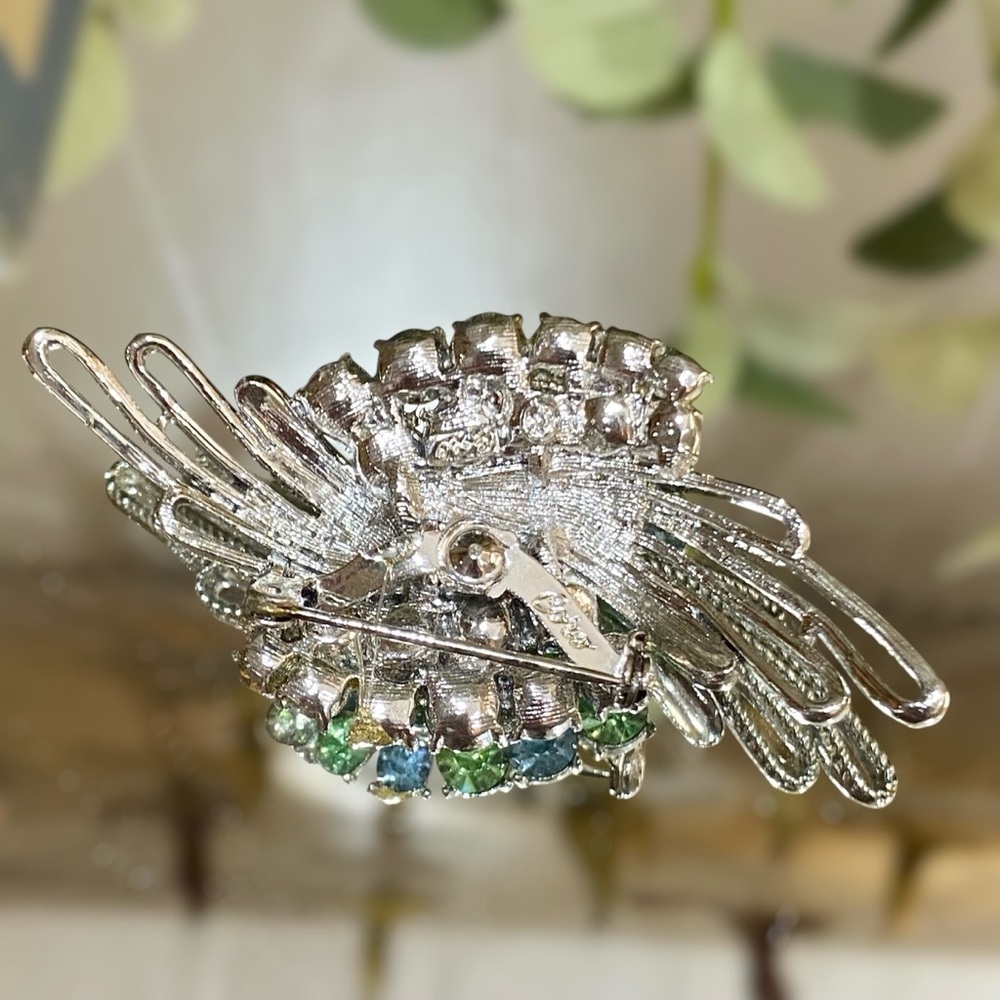 Vintage Coro Large Brooch Signed Blue Green Rhinestones Silver Setting - Picture 5 of 7